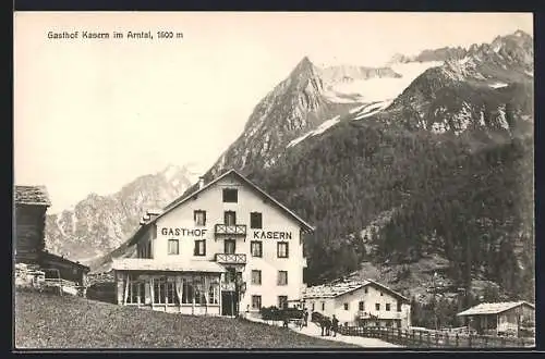 AK Kasern im Arntal, Gasthof Kasern mit Landschaftspanorama