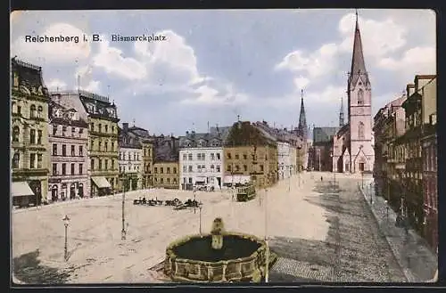 AK Reichenberg i. B., Bismarckplatz mit Strassenbahn