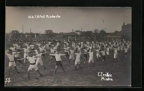 AK Minden i. W., VII. A. T. B. Turnfest, Männer während der Aufführung