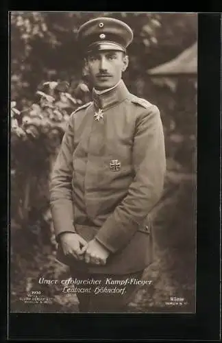 Foto-AK Sanke Nr. 7730: Kampfflieger Leutnant Höhndorf in Uniform mit Pour le Merite Orden