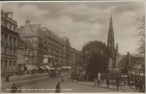 Edinburgh Princes Street  / Edinburgh /Edinburgh