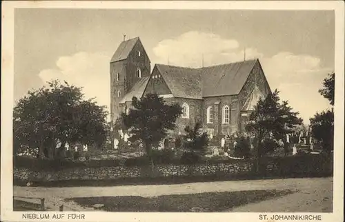 Nieblum Foehe St. Johannikirche / Nieblum Insel Foehr /Nordfriesland LKR