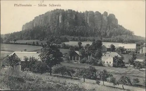 Koenigstein Saechsische Schweiz Pfaffenstein Saechsische Schweiz *