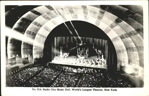New York City Radio City Music Hall / New York /