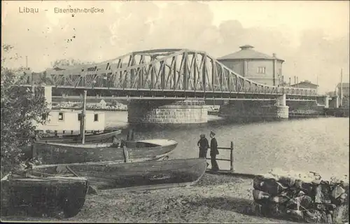 Libau Eisenbahnbruecke Schiff / Lettland /