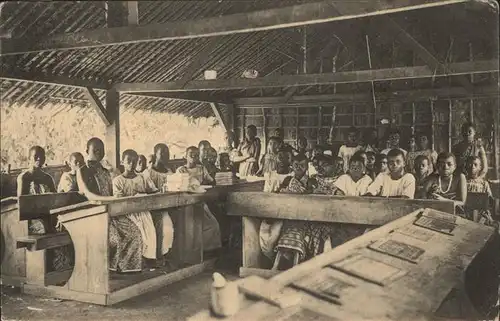 Lambarene Ecole des filles
Societe des Missions Evangeliques de Paris / Gabun /