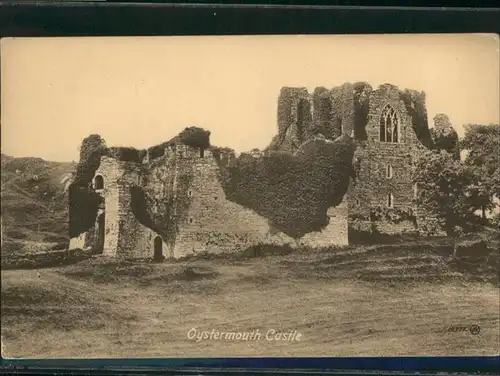 Oystermouth Castle / Swansea /Swansea