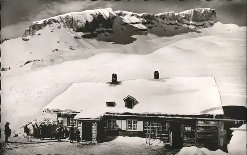 wu82154 Hirschegg Kleinwalsertal Vorarlberg Hirschegg Kleinwalsertal Ifenhuette * Kategorie. Mittelberg Alte Ansichtskarten