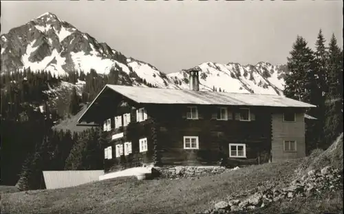 wu82161 Hirschegg Kleinwalsertal Vorarlberg Hirschegg Kleinwalsertal Stuttgarter Huette * Kategorie. Mittelberg Alte Ansichtskarten