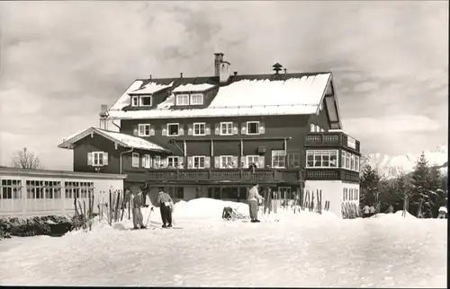 wu82174 Hirschegg Kleinwalsertal Vorarlberg Hirschegg Kleinwalsertal Waldemar Petersen Haus * Kategorie. Mittelberg Alte Ansichtskarten