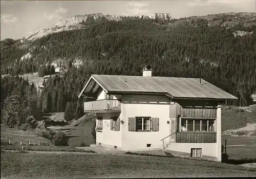 wz29049 Hirschegg Kleinwalsertal Vorarlberg Haus Schaedler Kategorie. Mittelberg Alte Ansichtskarten