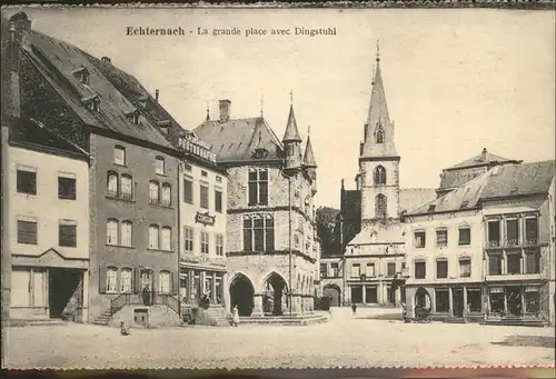 Echternach grande place avec Dingstuhl