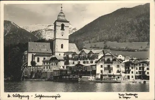 St Wolfgang Salzkammergut Teilansicht St. Wolfgang Hotel "Weisses Roessl" Kirche Landungsplatz Wolfgangsee Salzkammergut Kat. St. Wolfgang im Salzkammergut