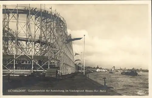 Duesseldorf Ausstellung Riesen-8er-Bahn / Duesseldorf /Duesseldorf Stadtkreis