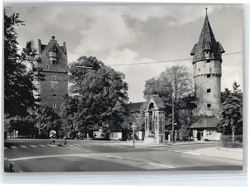 Ravensburg Wuerttemberg Ravensburg Frauentorplatz Kreuzbrunnen Gruener Turm * / Ravensburg /Ravensburg LKR