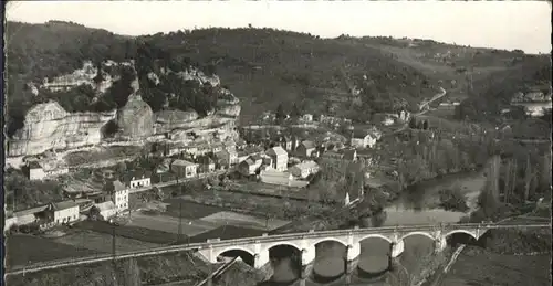 Les Eyzies-de-Tayac-Sireuil Fliegeraufnahme Bruecke x