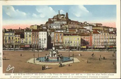 Le Puy-en-Velay La Place du Breuil / Le Puy-en-Velay /Arrond. du Puy