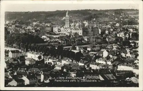 Perigueux Panorama ver la Cathedrale / Perigueux /Arrond. de Perigueux