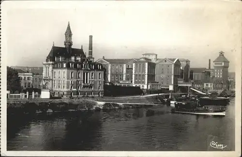 Corbeil-Essonnes Hotel de Ville Schiff  / Corbeil-Essonnes /Arrond. d Evry