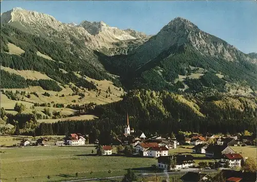 Fischen Allgaeu Ortsansicht mit Kirche Allgaeuer Alpen Kat. Fischen i.Allgaeu