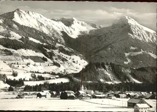 Fischen Allgaeu Panorama mit Entschenkopf Nebelhorn Rubihorn Allgaeuer Alpen Wintersportplatz Kat. Fischen i.Allgaeu