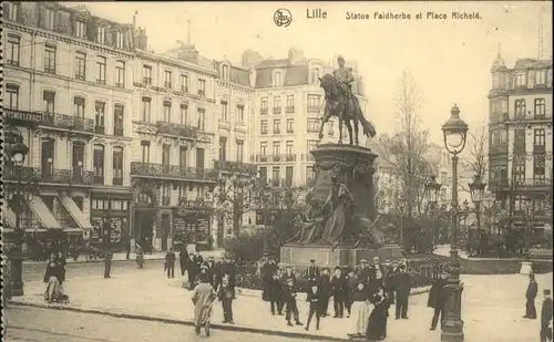 Lille Statue Faidherbe Place Richele *