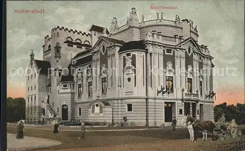 Theatergebaeude Halberstadt Stadttheater Pferdekutsche Kat. Gebaeude