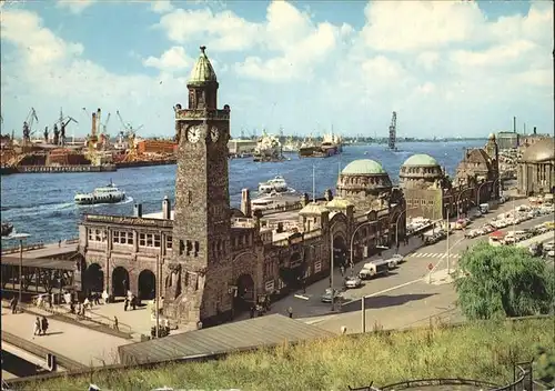 Hamburg Hafen St.Pauli Landungsbruecke Schiffe Autos Kat. Hamburg