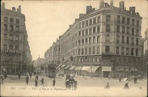 Lyon Place et Rue de la Republique Kat. Lyon