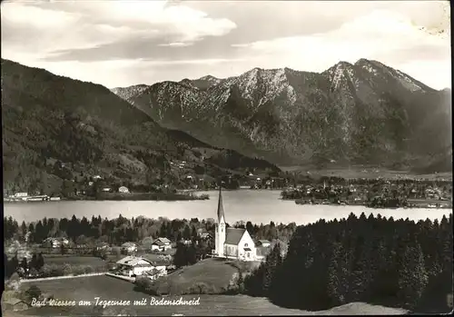 Bad Wiessee Ortsansicht mit Kirche Tegernsee Bodenschneid Alpenblick Kat. Bad Wiessee