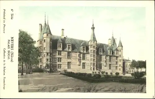 ww79370 Nevers Nievre Nevers Palais Ducal * Kategorie. Nevers Alte Ansichtskarten