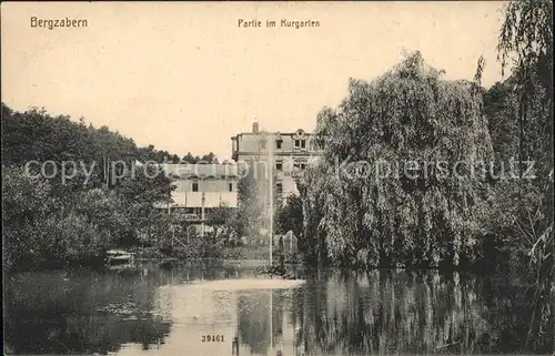 Bad Bergzabern Partie im Kurgarten Teich Fontaene Kat. Bad Bergzabern