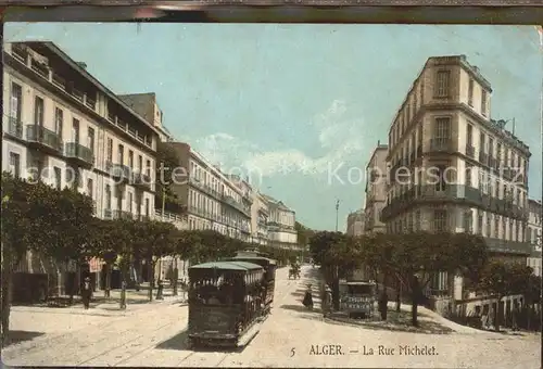 Alger Algerien La Rue Michelet mit Strassenbahn / Algier Algerien /