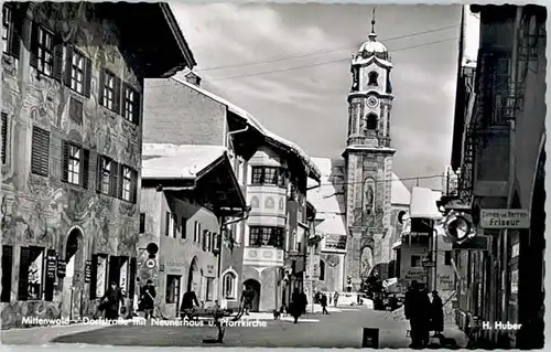 Mittenwald Bayern Mittenwald Dorfstrasse Neunerhaus Kirche x / Mittenwald /Garmisch-Partenkirchen LKR