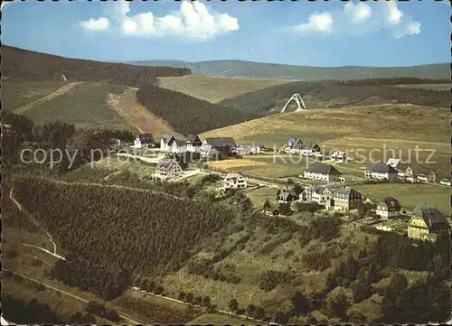 Winterberg Hochsauerland Fliegeraufnahme Heilklimatischer Kurort St. Georg Schanze Skisprungschanze Kat. Winterberg