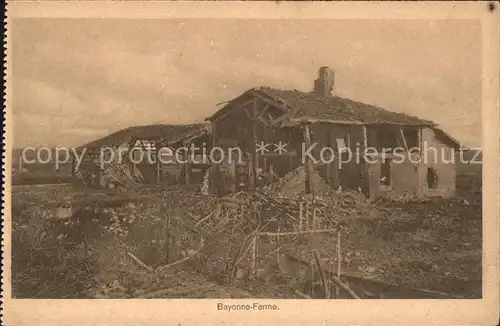 Bayonne Pyrenees Atlantiques Ferme Ruines Grande Truemmer 1. Weltkrieg / Bayonne /Arrond. de Bayonne