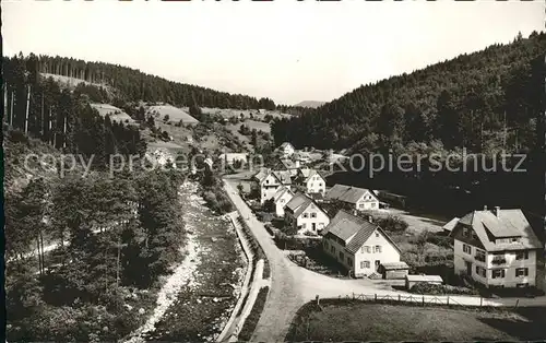 Schoenmuenzach Partie am Fluss Kneipp und Luftkurort Murgtal Schwarzwald Kat. Baiersbronn