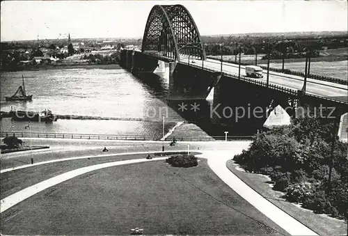 Nijmegen Bruecke Schiffe Kat. Nimwegen Nijmegen