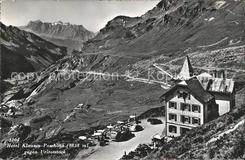 Klausenpass Hotel Klausenpasshoehe mit Urirotstock Autos Kat. Klausen