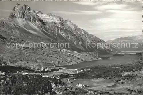 Maloja GR mit Silsersee und Piz Lagrev / Maloja Graubuenden /Bz. Maloja