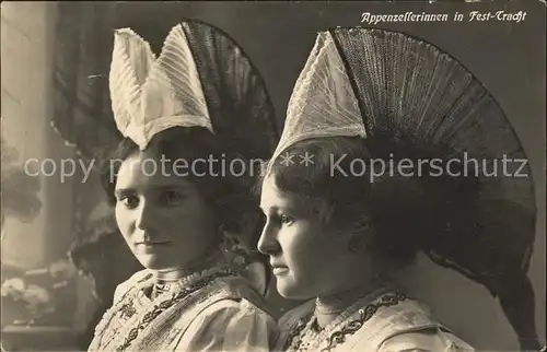 Appenzell IR Frauen in Festtracht Kat. Appenzell