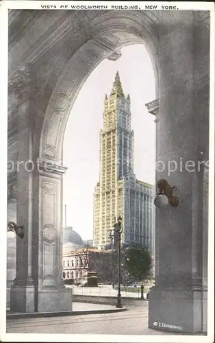 New York City Woolworth Building / New York /