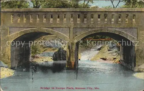 Kansas City Missouri Bridge in Swope Park Kat. Kansas City