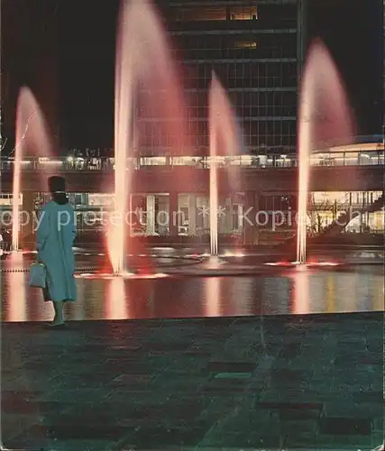 New York City John F. Kennedy International Airport Arrival Building Fountain / New York /