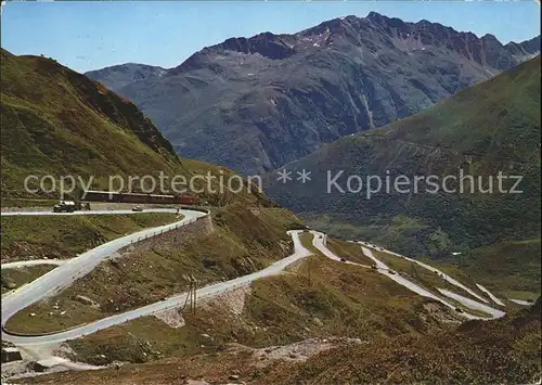 Andermatt Oberalppass Strasse und Bahn auf Buendnerseite Kat. Andermatt