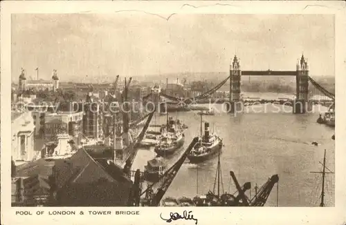 London Pool of London and Tower Bridge Thames Steamer Kran Kat. City of London