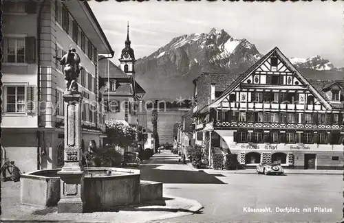 Kuessnacht Dorfplatz mit Pilatus Kat. Kuessnacht