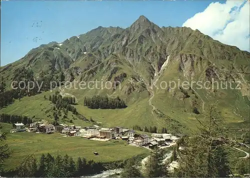 Samnaun Dorf mit Piz Ot Kat. Samnaun Dorf