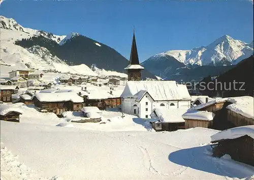 Rueras Ortsansicht mit Kirche und Piz Mundaun Kat. Rueras