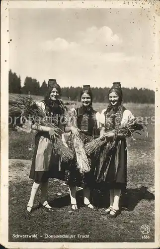 Donaueschingen Frauen in Tracht Kat. Donaueschingen